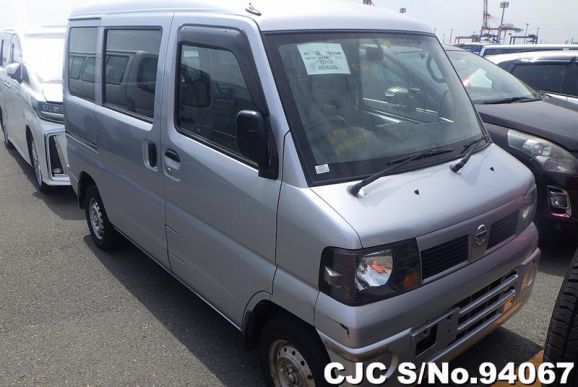 2011 Nissan / Clipper Van Stock No. 94067